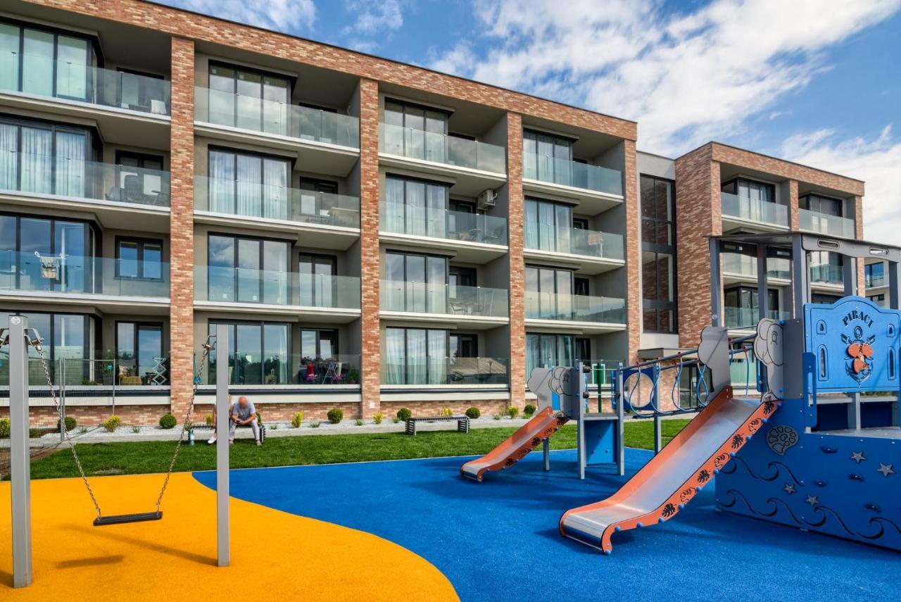 Apartament Z 1 Sypialnia Hiszpanski 40 F Perlowa Przystan - Holiday City Kolobřeh Exteriér fotografie
